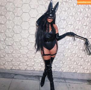 Joy Taylor photo #1144