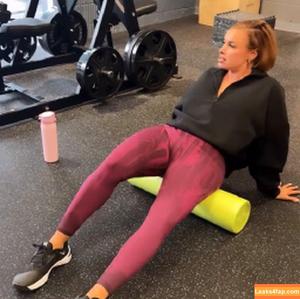 Joy Taylor photo #1184