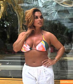 Joy Taylor photo #1188