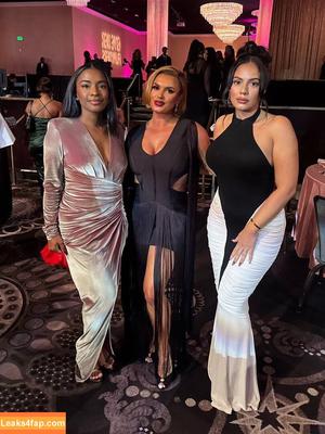 Joy Taylor photo #1196