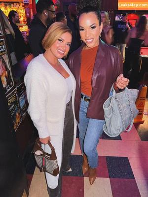 Joy Taylor photo #1198