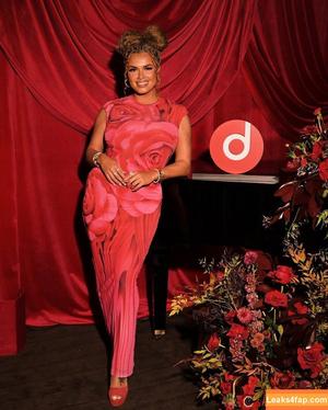 Joy Taylor фото #1256