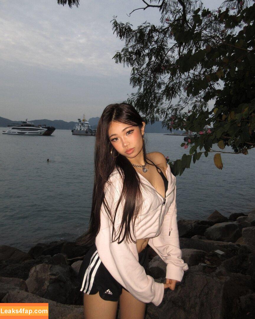 joycee.e / Joyce / joyce.caity / joyciejosephine leaked photo photo #0032