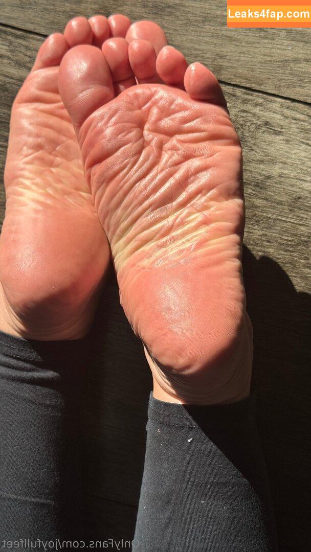 joyfullfeet / joy.fullfeet leaked photo photo #0011
