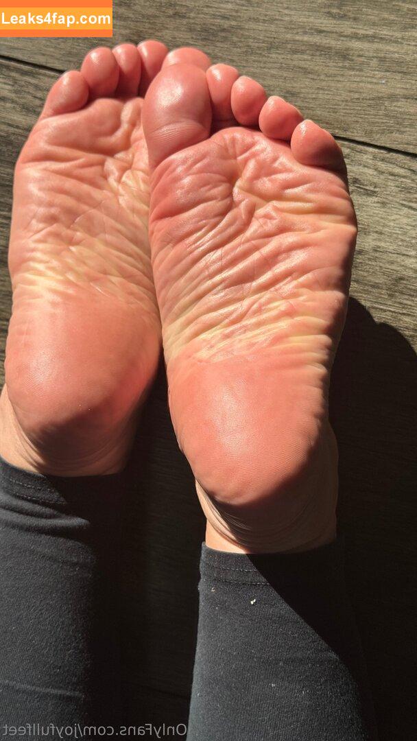 joyfullfeet / joy.fullfeet leaked photo photo #0012