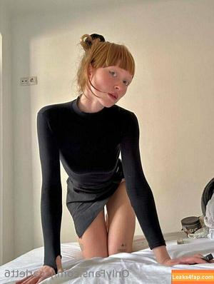 jscarlett6 photo #0066