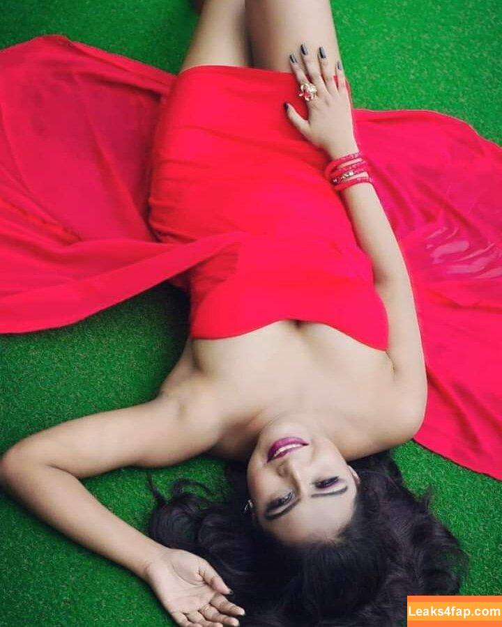 Jui Lahiri /  leaked photo photo #0006