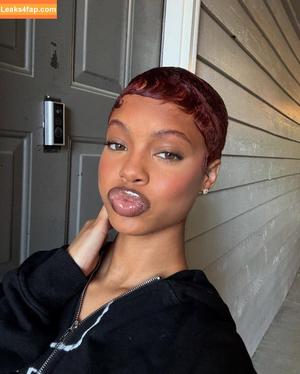 Juicy Lips photo #0042
