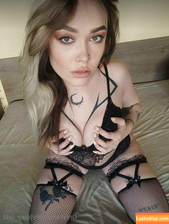 juicy_lust / _juicylust_ leaked photo photo #0385