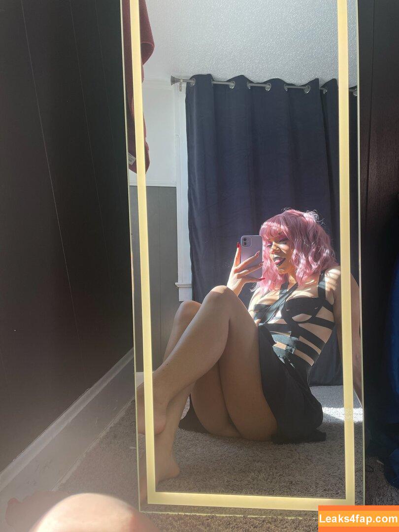 JuicyCoochie1020 / Ana Lemon / Analemon1020 leaked photo photo #0002