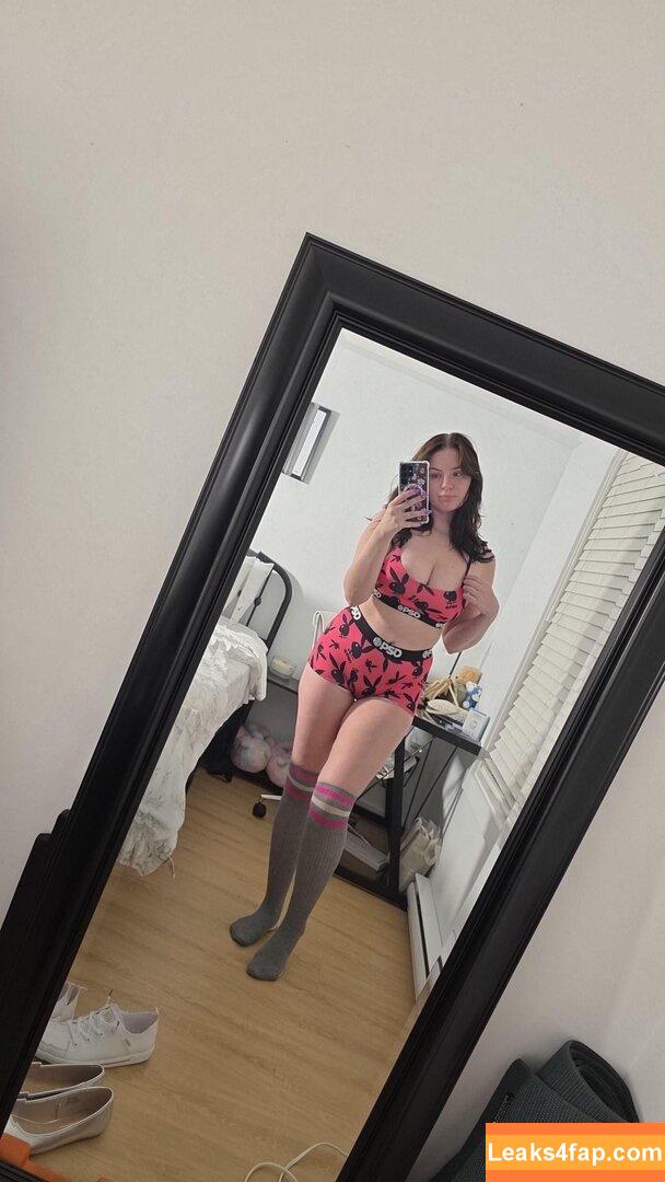 juicyjaneeeee / juicyjanaeeee leaked photo photo #0012