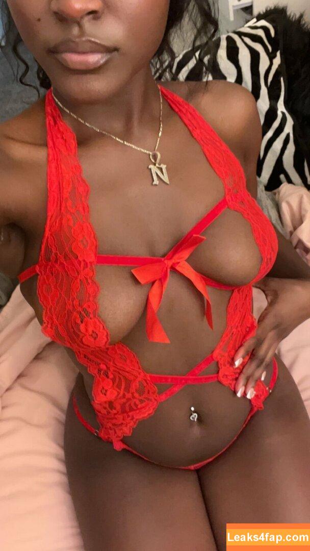 juiicyyyfruit / juicy_the_body leaked photo photo #0153