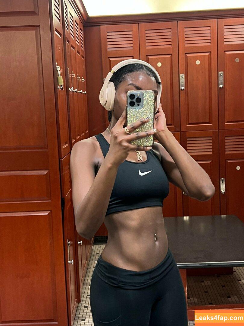 juiicyyyfruit / juicy_the_body leaked photo photo #0186