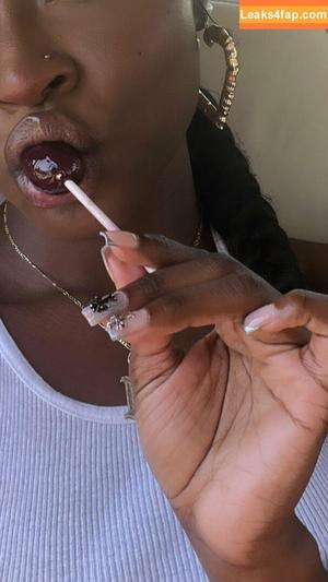 juiicyyyfruit photo #0181
