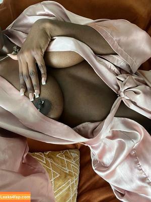 juiicyyyfruit photo #0223