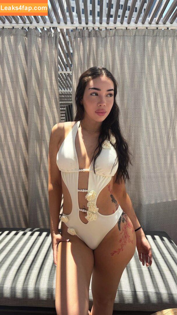 julbellaa /  leaked photo photo #0003