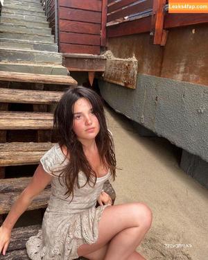 Jules LeBlanc photo #0174