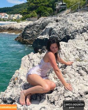 Jules LeBlanc photo #0187