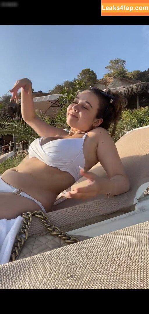 Julesboringlife / sarahtoninx9_ leaked photo photo #0031