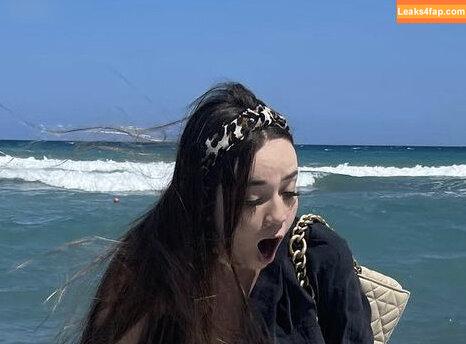 Julesboringlife / sarahtoninx9_ leaked photo photo #0048