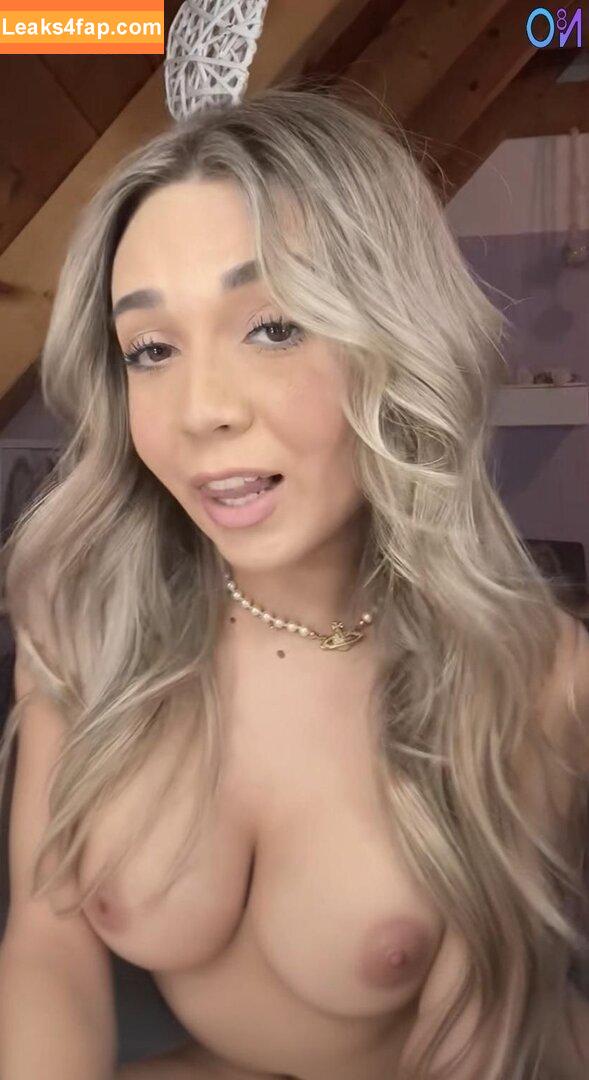 Julesboringlife / sarahtoninx9_ leaked photo photo #0098