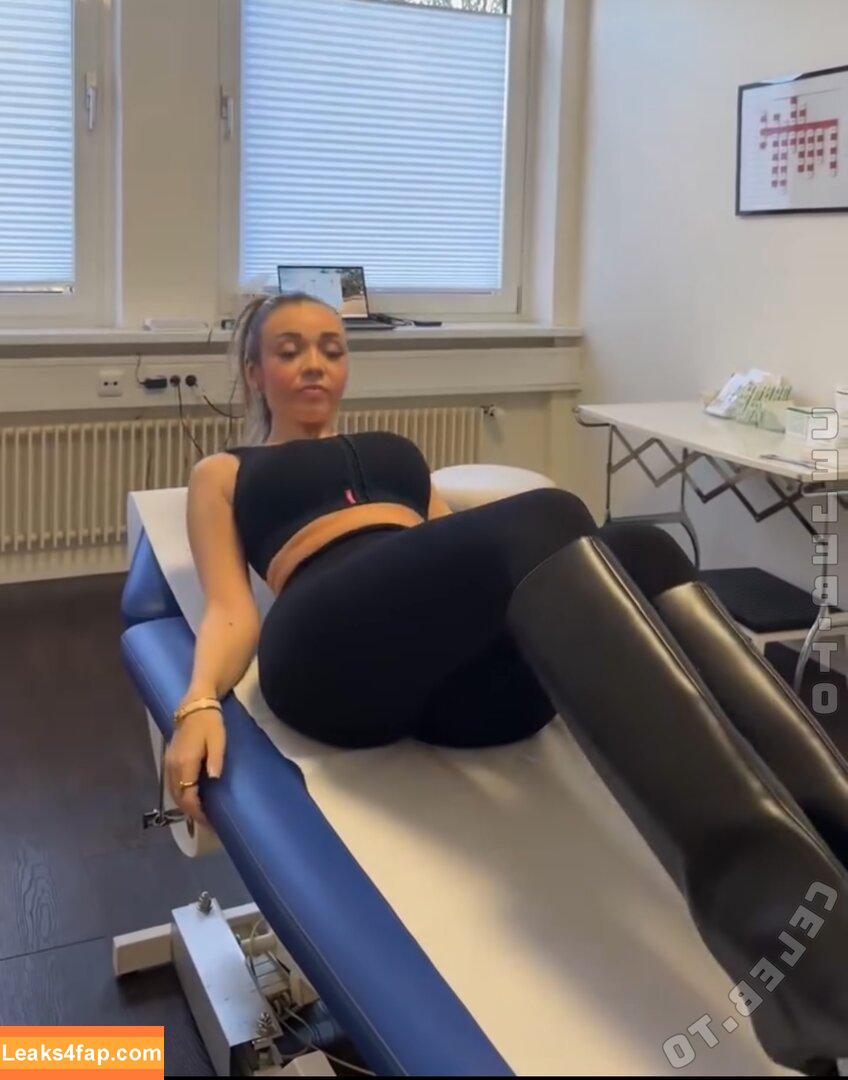 Julesboringlife / julesboringlife2488 leaked photo photo #0573