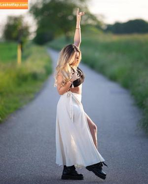 Julesboringlife photo #0040