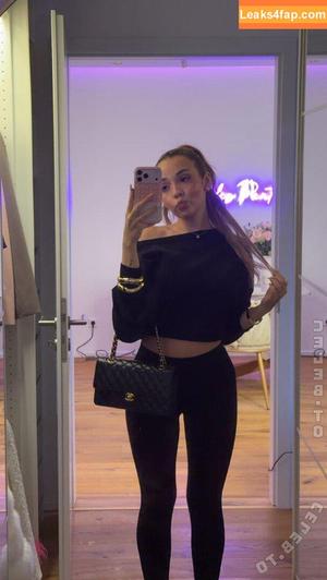 Julesboringlife photo #0560