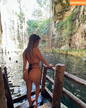 Juli Alvarez photo #0019