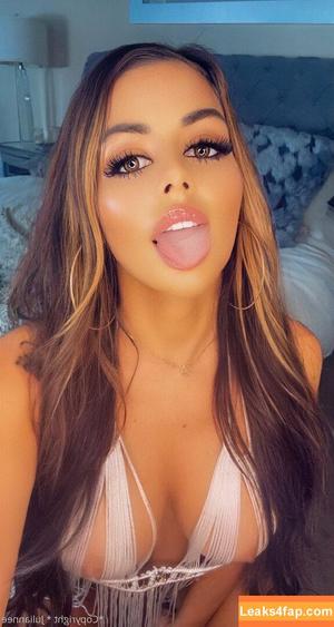 Juli Annee photo #0002