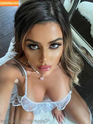 Juli Annee photo #0251