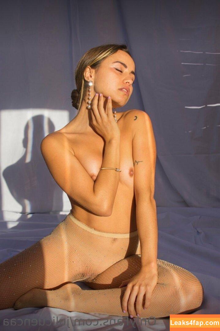 Juli Cuenca / julicuenca_ / julicuencaa leaked photo photo #0036