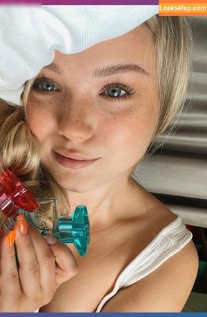 Julia Beautx photo #0135