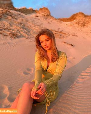 Julia Beautx photo #0227