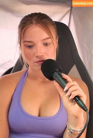 Julia Beautx photo #1006