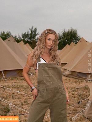 Julia Beautx photo #1456