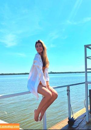 Julia Castrom photo #0084