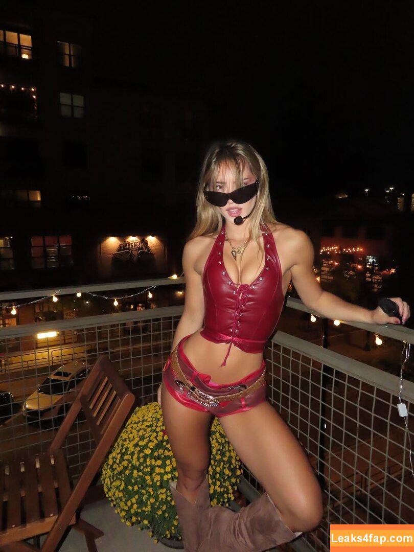 Julia Ernst / juliaernst слитое фото фото #0316