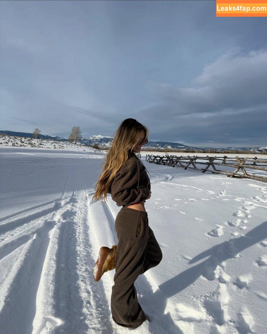 Julia Ernst / juliaernst слитое фото фото #0380