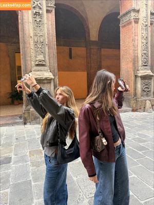 Julia Ernst photo #0324