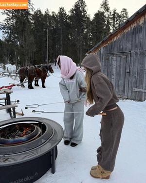 Julia Ernst фото #0341