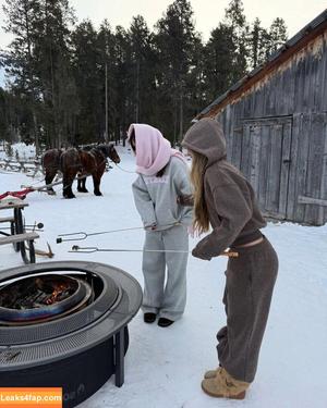 Julia Ernst фото #0348