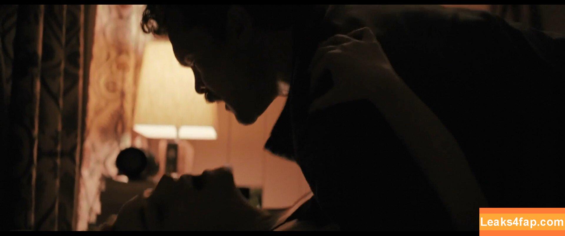 Julia Garner / juliagarnerofficial / ztyg_29 leaked photo photo #0172