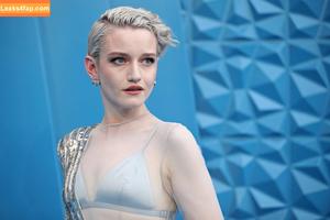 Julia Garner photo #0124