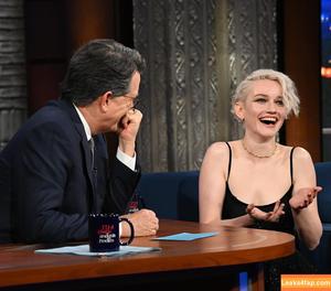 Julia Garner photo #0147