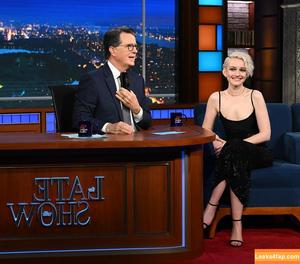 Julia Garner photo #0148