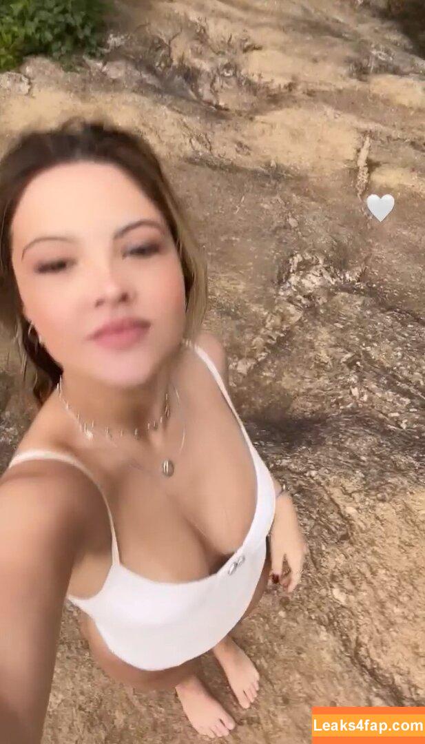 Julia Gomes /  leaked photo photo #0011