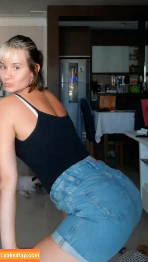 Julia K Barni / juliakbarni leaked photo photo #0002