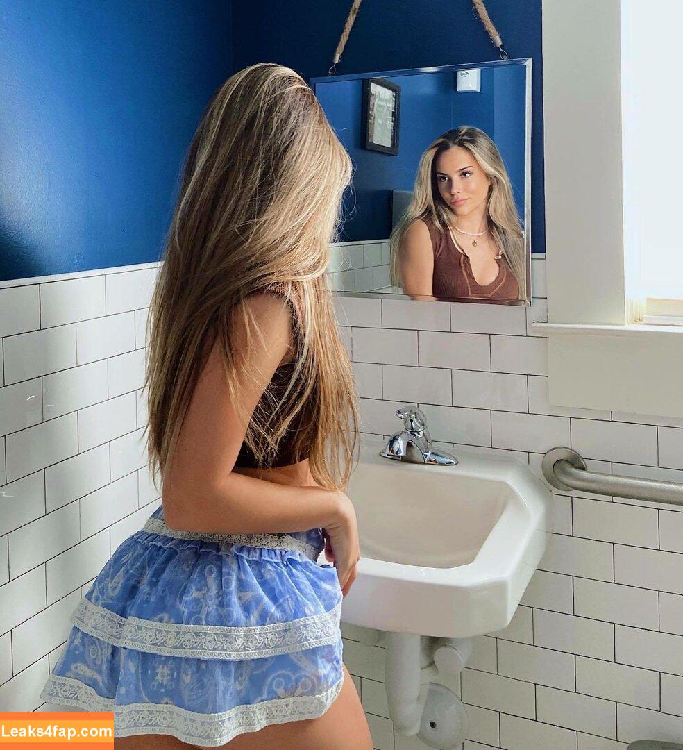 Julia & Katelyn Ernst / juliaernst leaked photo photo #0104