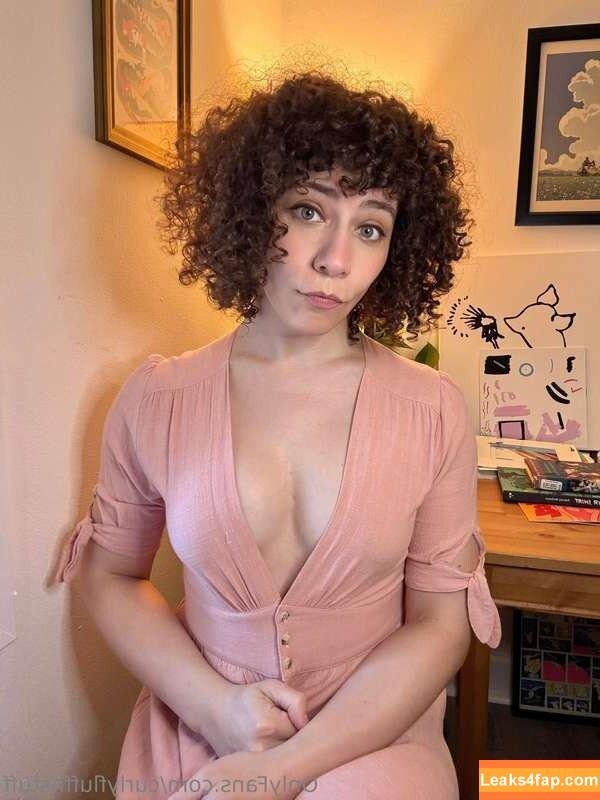 Julia Kaye / curlyfluffnstuff / iamjuliakaye leaked photo photo #0008